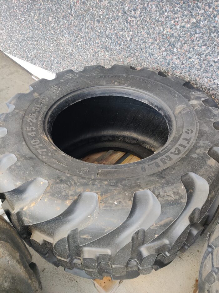 17708117204598127895554176580717