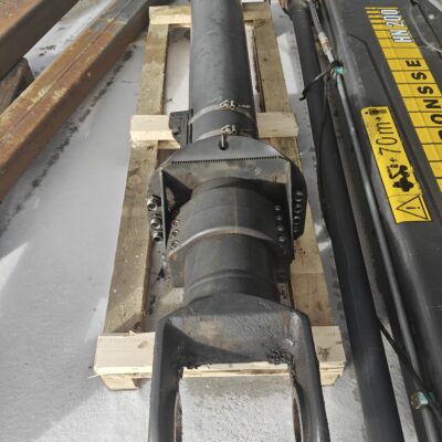 Hn200 is looking for