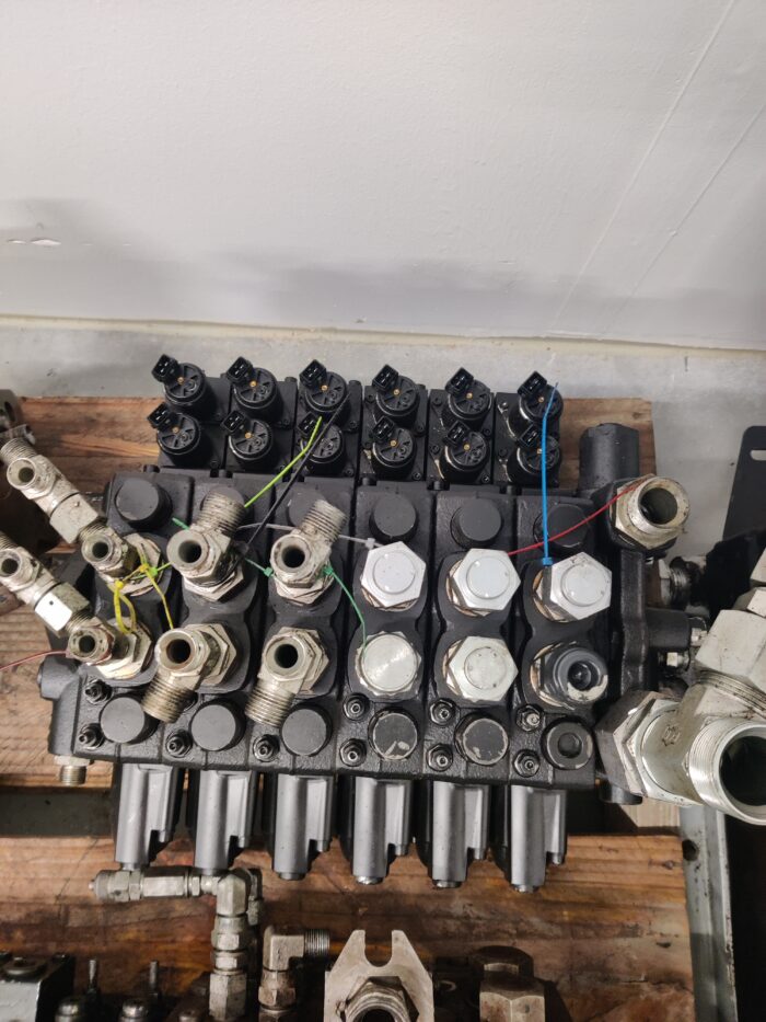 17757199074705338129938329901522