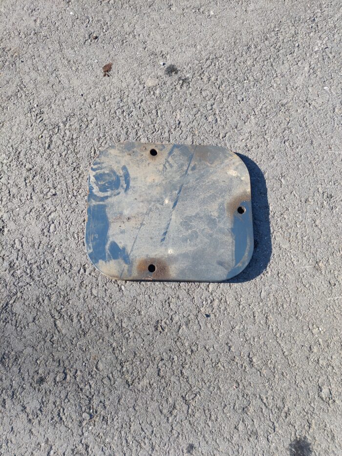 17757216315695360800350289386933